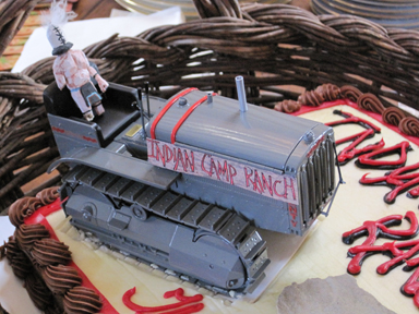 Tractor Cake Decoration